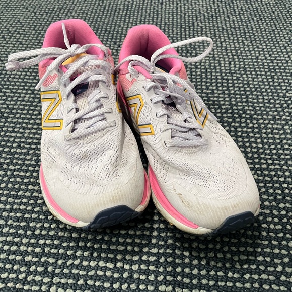 NEW BALANCE fresh foam 680 sneakers - Picture 2 of 5